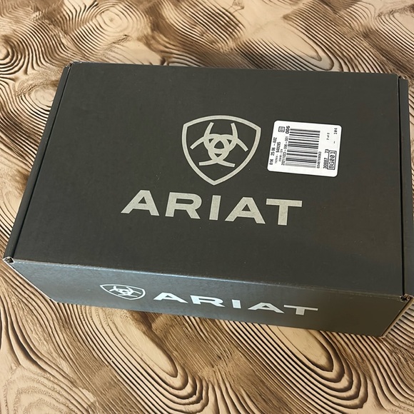 ARIAT WOMEN'S BUFFALO PRINT CASUAL VAMP CRUISER SHOES - MOC TOE - Picture 10 of 10